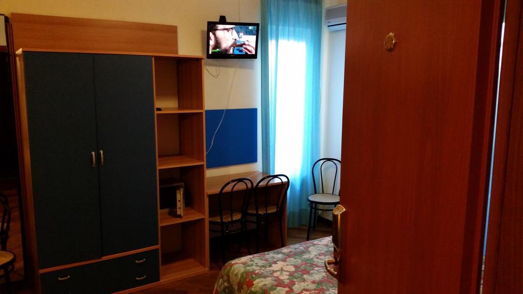 Augusta Albergo B&B 카모글리 외부 사진