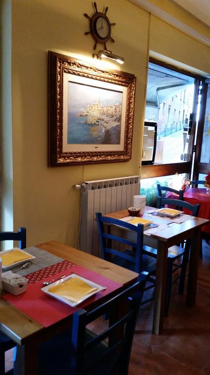 Augusta Albergo B&B 카모글리 외부 사진