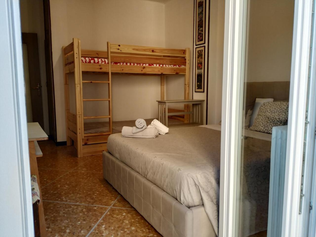 Augusta Albergo B&B 카모글리 외부 사진