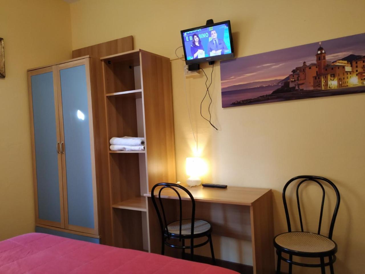 Augusta Albergo B&B 카모글리 외부 사진
