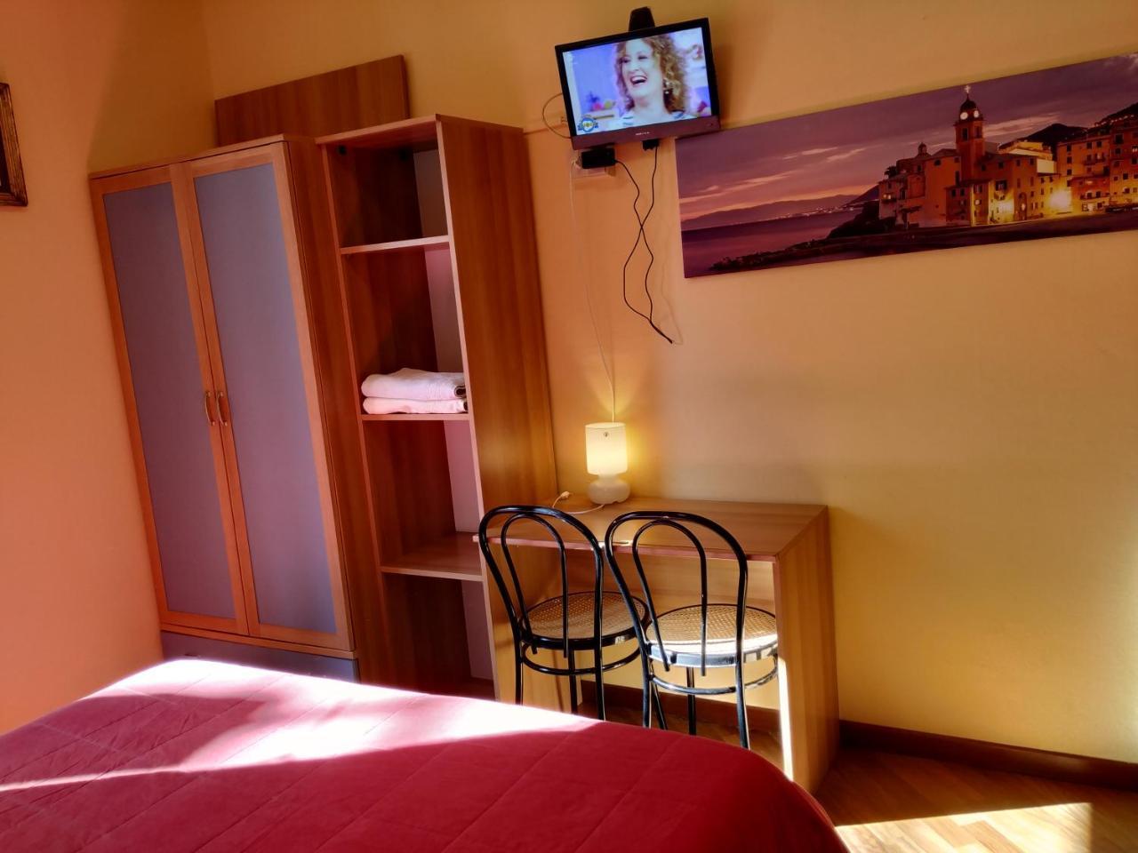 Augusta Albergo B&B 카모글리 외부 사진