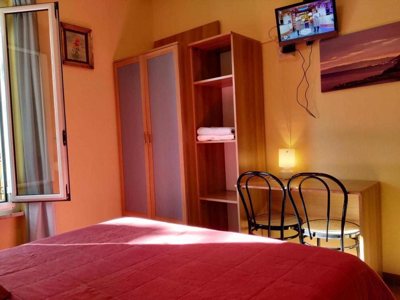 Augusta Albergo B&B 카모글리 외부 사진